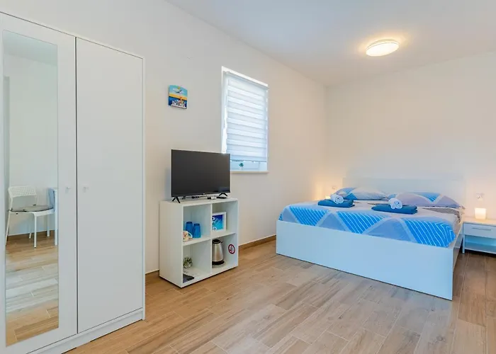 New 4 Star M&a In Town 3*